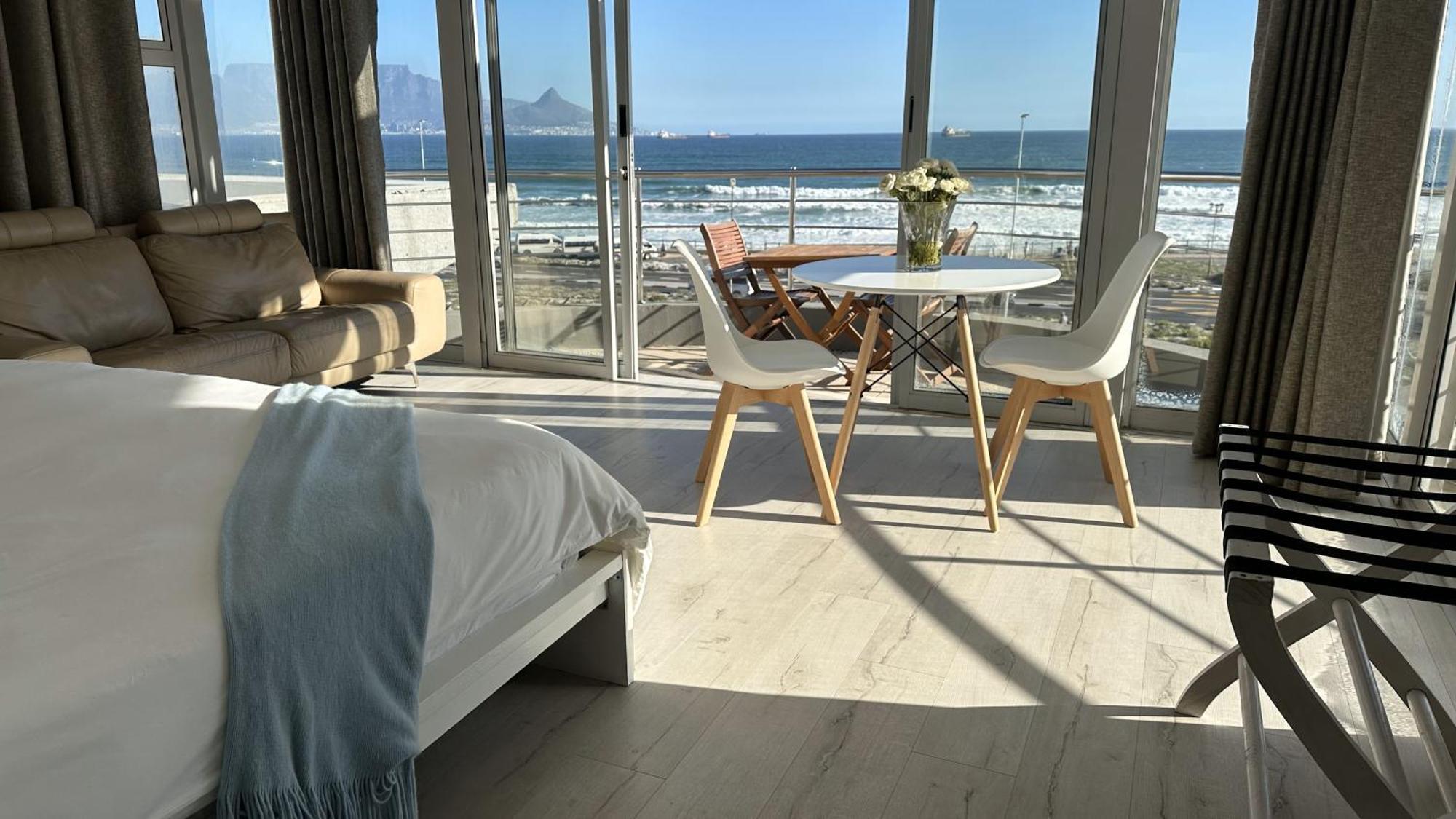 Oceansnest Guest House Bloubergstrand Εξωτερικό φωτογραφία