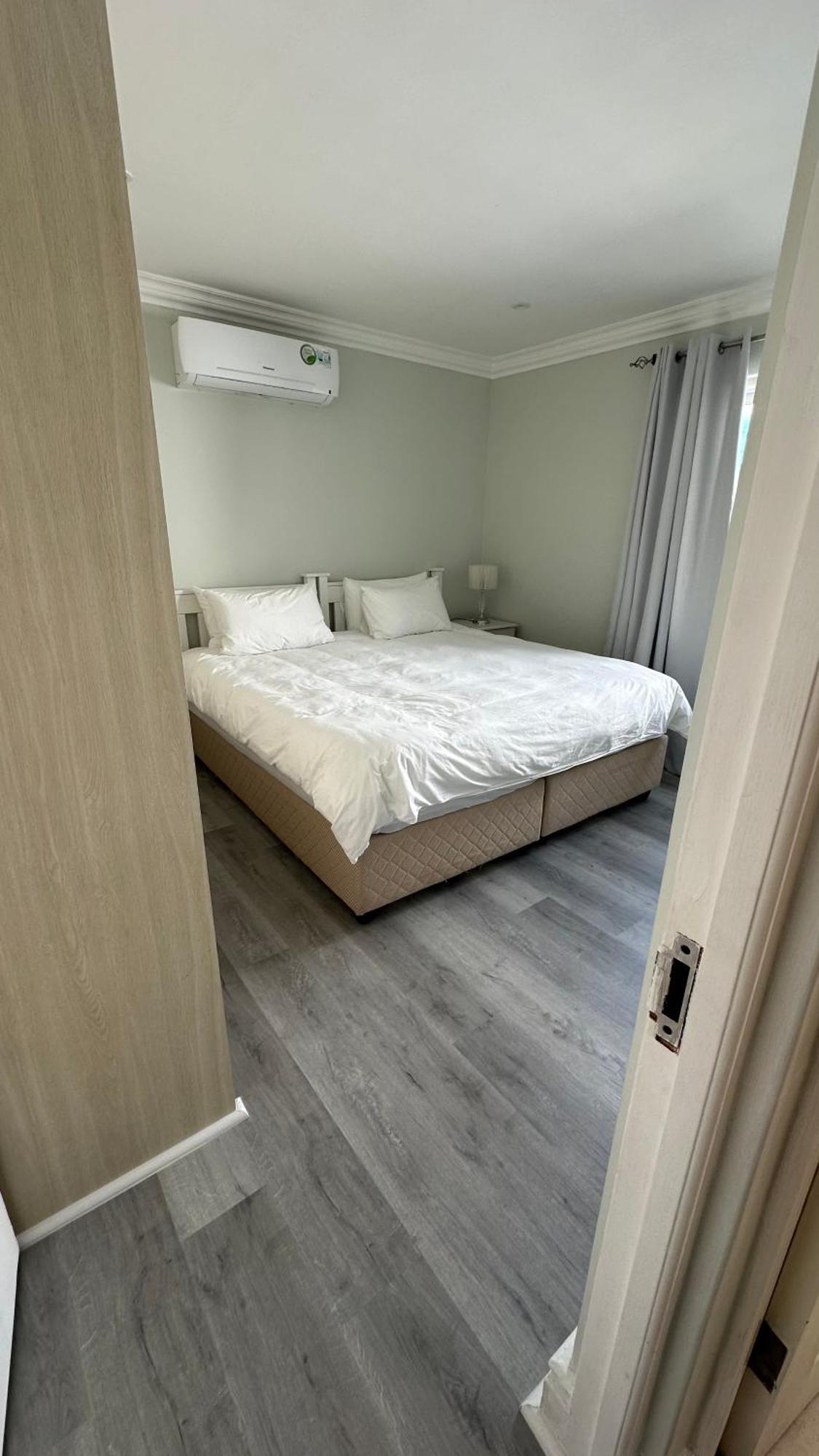 Oceansnest Guest House Bloubergstrand Εξωτερικό φωτογραφία